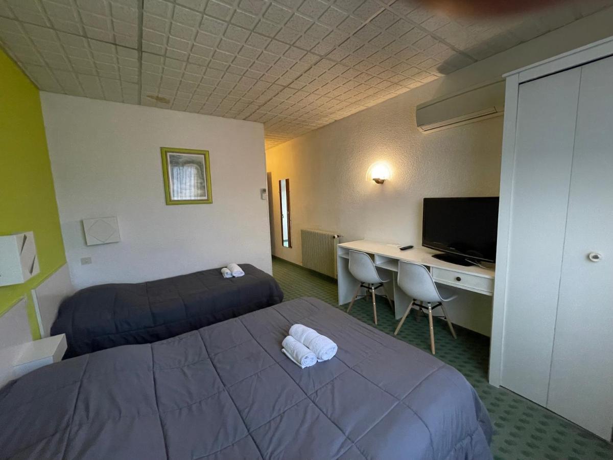 Hotel Les Chenes シストロン エクステリア 写真