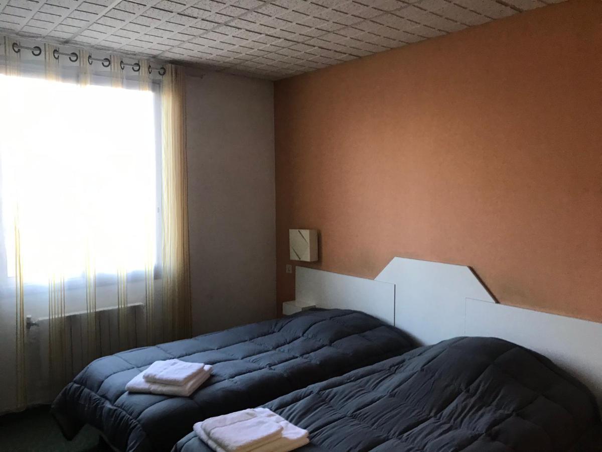 Hotel Les Chenes シストロン エクステリア 写真