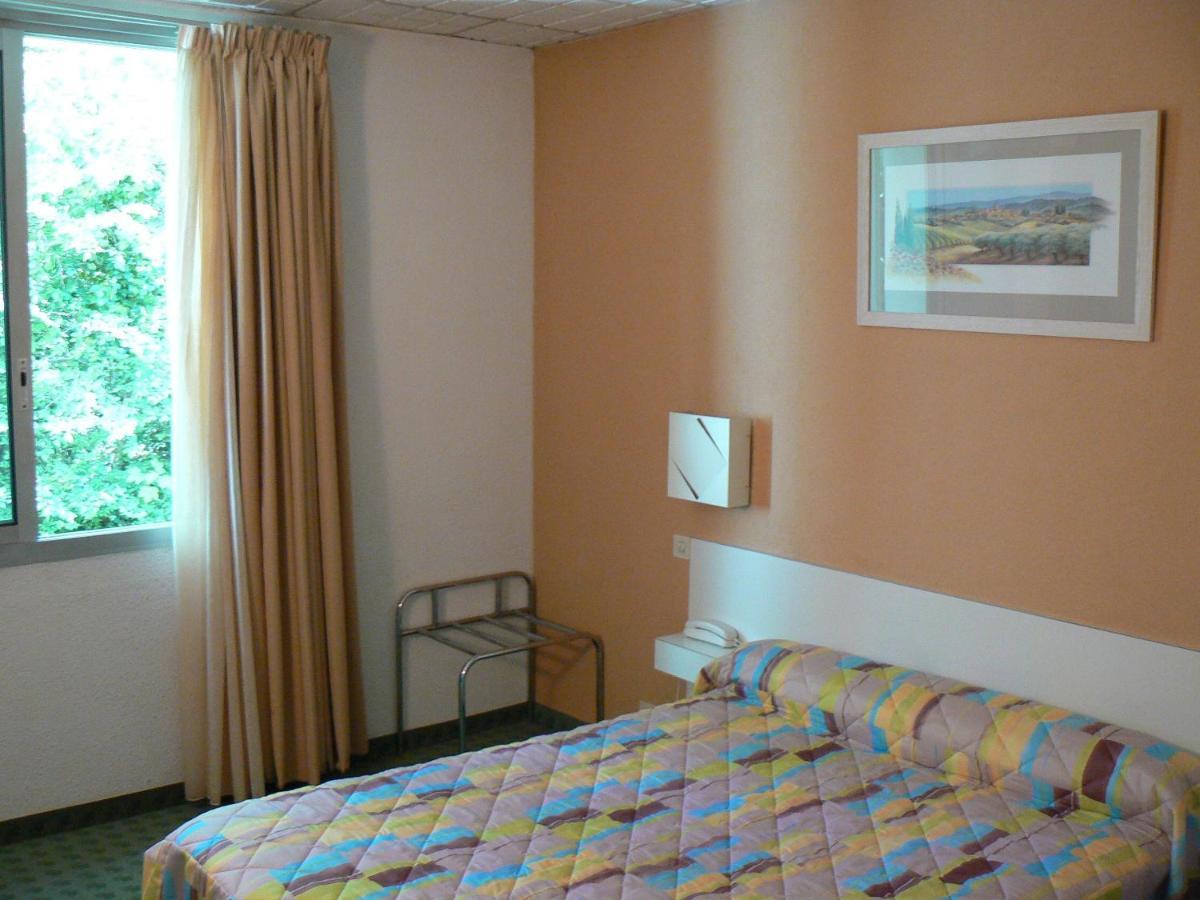 Hotel Les Chenes シストロン エクステリア 写真
